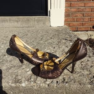 BCBGirls Cross Strap Pumps 7.5B